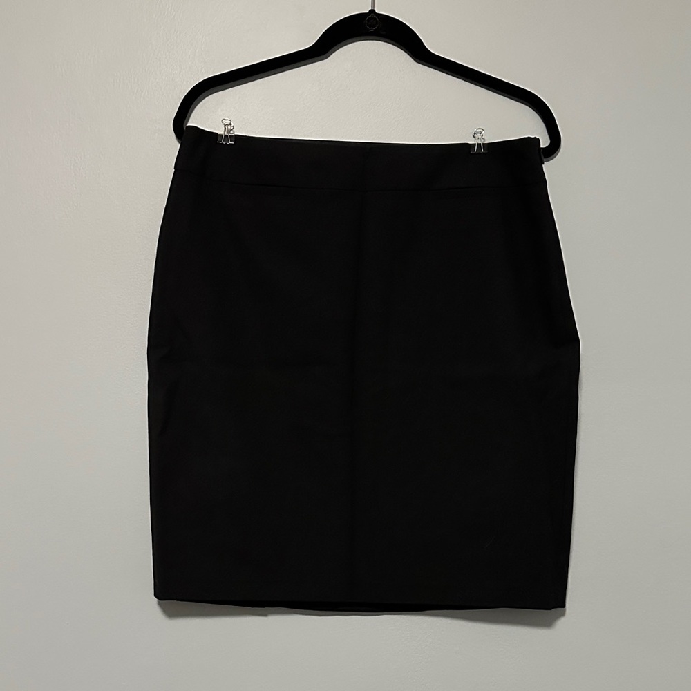 Banana Republic Black Pencil Skirt